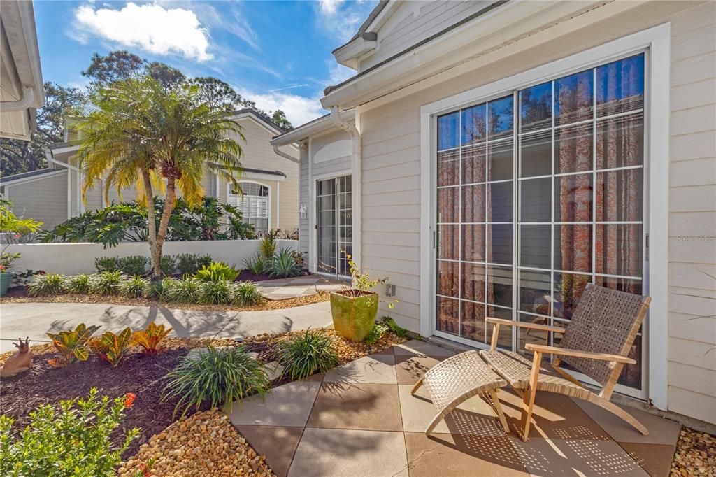 待售: $565,000 (2 贝兹, 2 浴室, 1464 平方英尺)