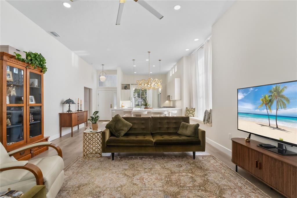 待售: $565,000 (2 贝兹, 2 浴室, 1464 平方英尺)