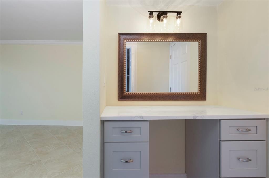 待售: $585,000 (2 贝兹, 2 浴室, 1181 平方英尺)