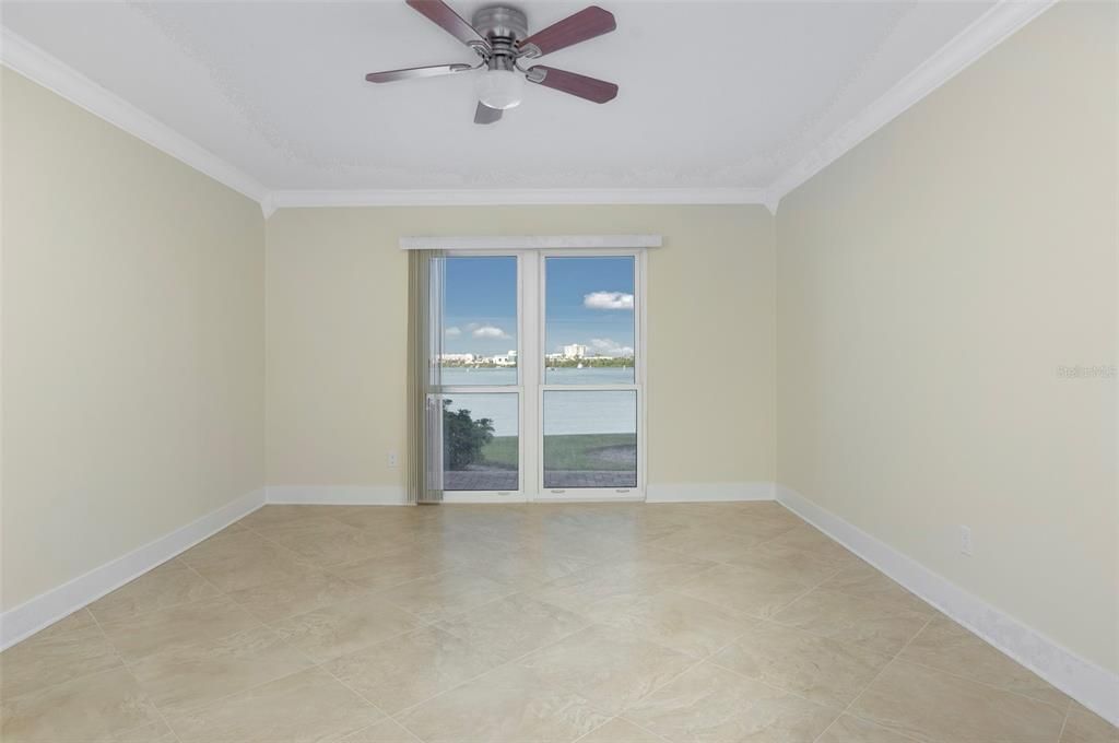 待售: $585,000 (2 贝兹, 2 浴室, 1181 平方英尺)