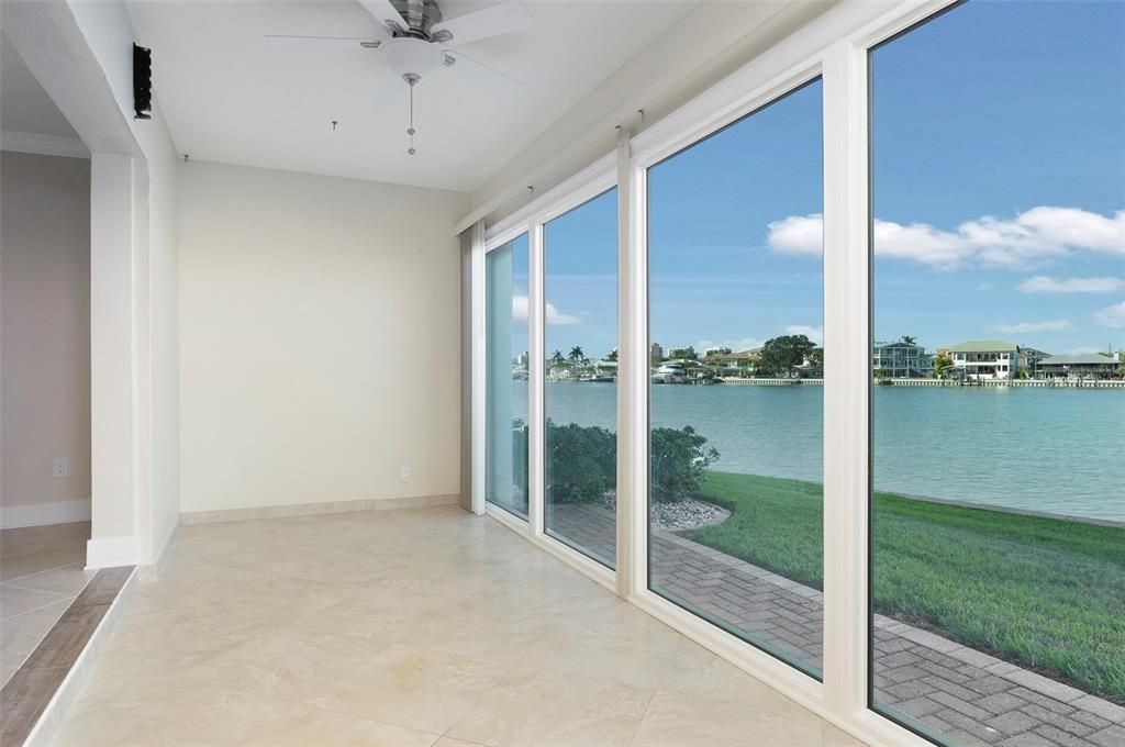 待售: $585,000 (2 贝兹, 2 浴室, 1181 平方英尺)