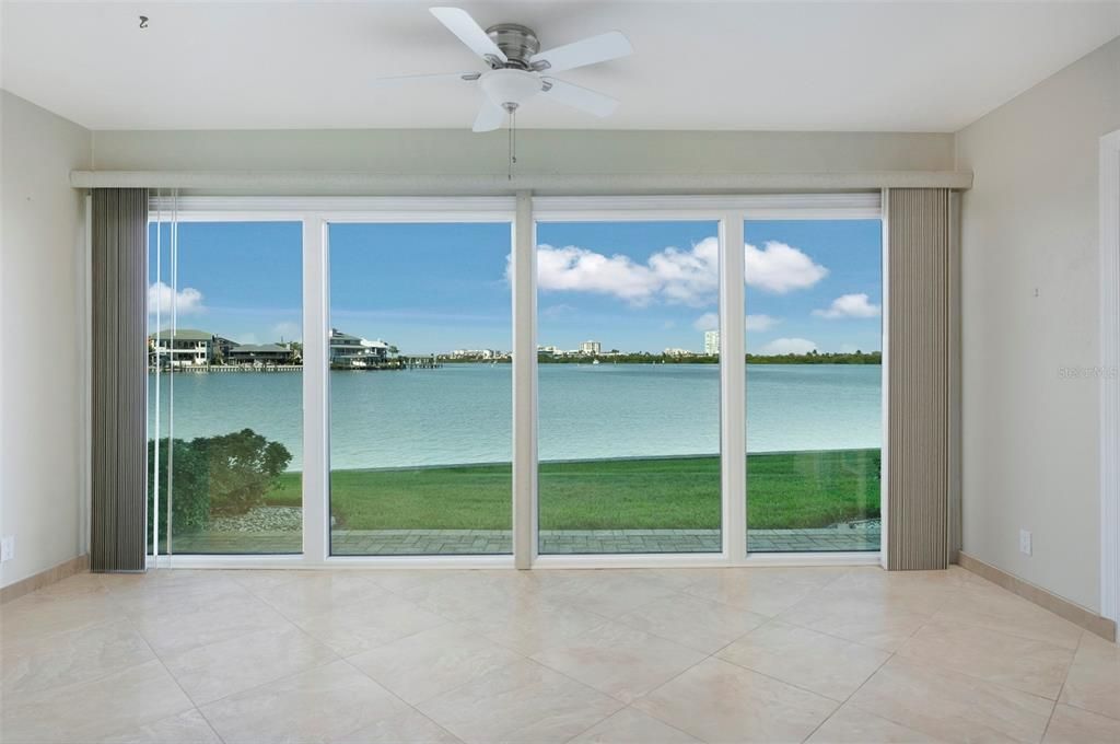 待售: $585,000 (2 贝兹, 2 浴室, 1181 平方英尺)