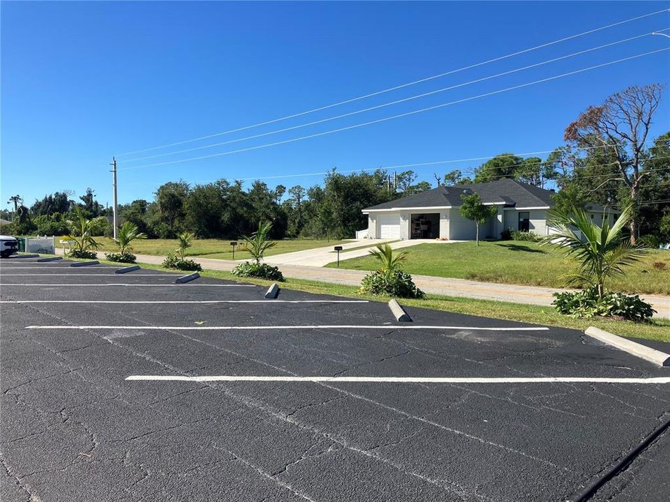 For Rent: $1,600 (2 beds, 2 baths, 815 Square Feet)