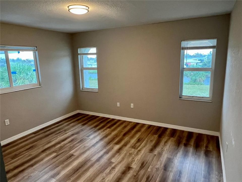 For Rent: $1,600 (2 beds, 2 baths, 815 Square Feet)