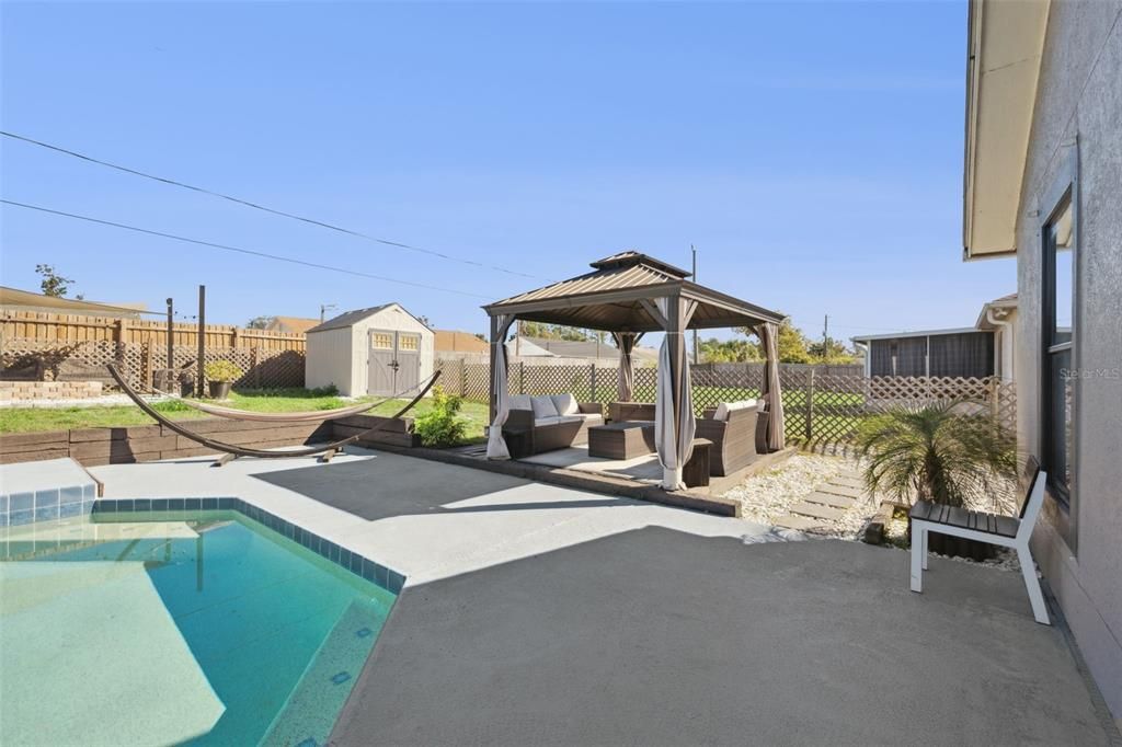 For Sale: $379,990 (4 beds, 2 baths, 1667 Square Feet)