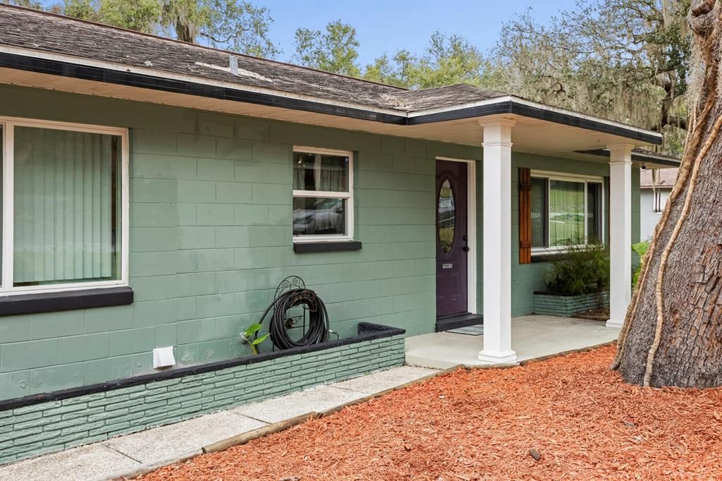 待售: $309,000 (3 贝兹, 2 浴室, 1956 平方英尺)