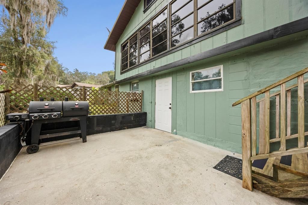 待售: $309,000 (3 贝兹, 2 浴室, 1956 平方英尺)