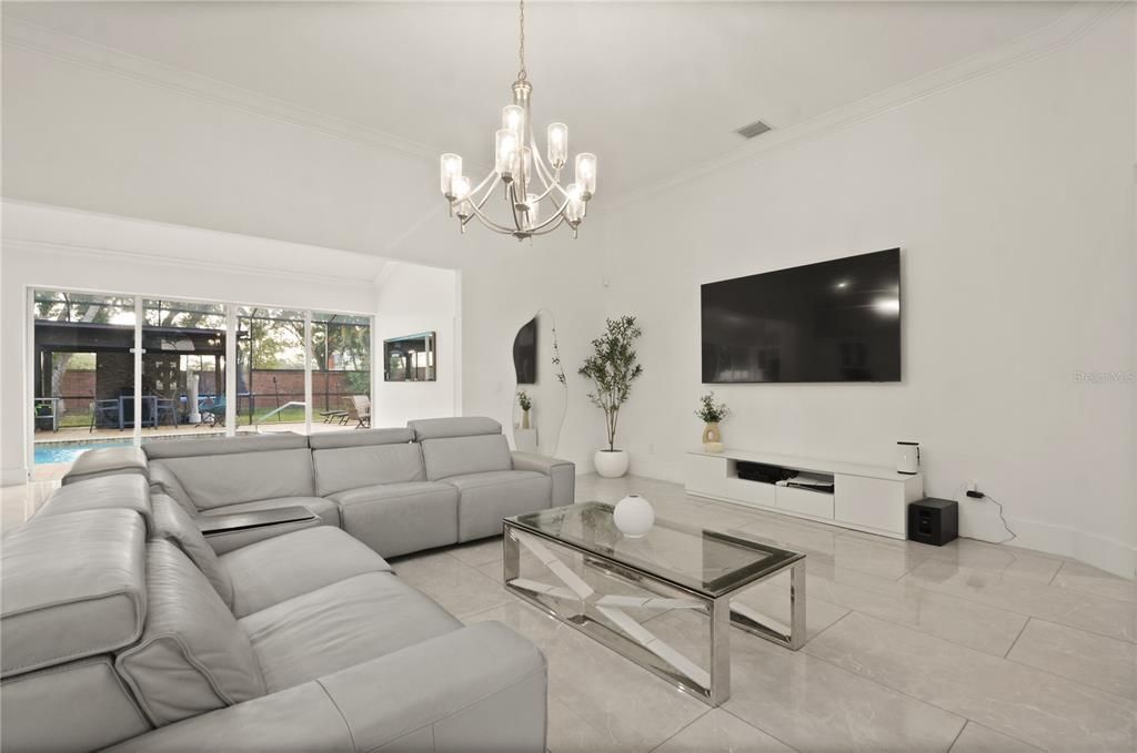 For Sale: $789,900 (4 beds, 3 baths, 2715 Square Feet)