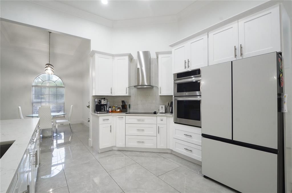 For Sale: $789,900 (4 beds, 3 baths, 2715 Square Feet)