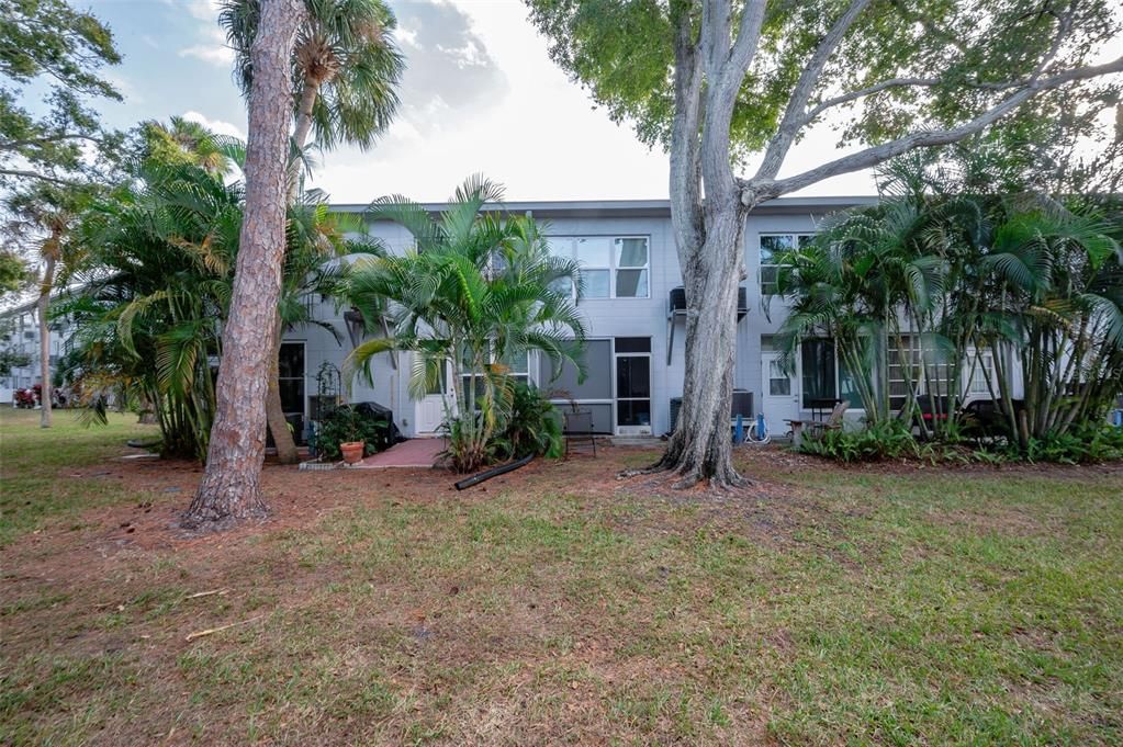 На продажу: $75,000 (1 спален, 1 ванн, 595 Квадратных фут)