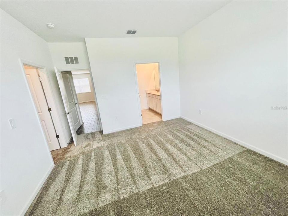 На продажу: $448,000 (4 спален, 2 ванн, 1992 Квадратных фут)