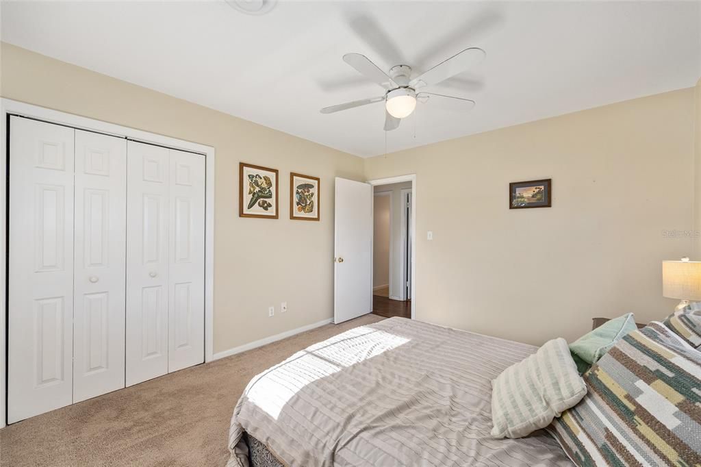 For Sale: $275,000 (3 beds, 2 baths, 1474 Square Feet)