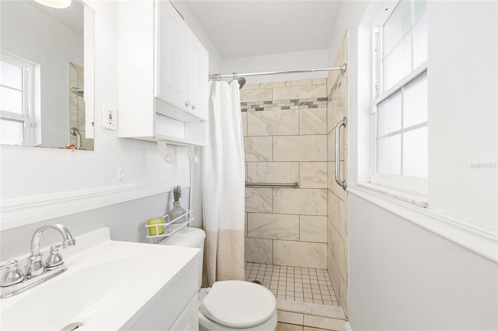 For Sale: $275,000 (3 beds, 2 baths, 1474 Square Feet)