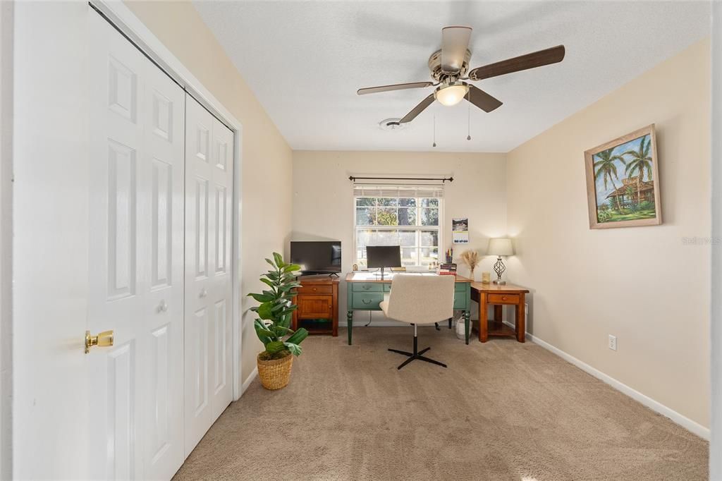 For Sale: $275,000 (3 beds, 2 baths, 1474 Square Feet)