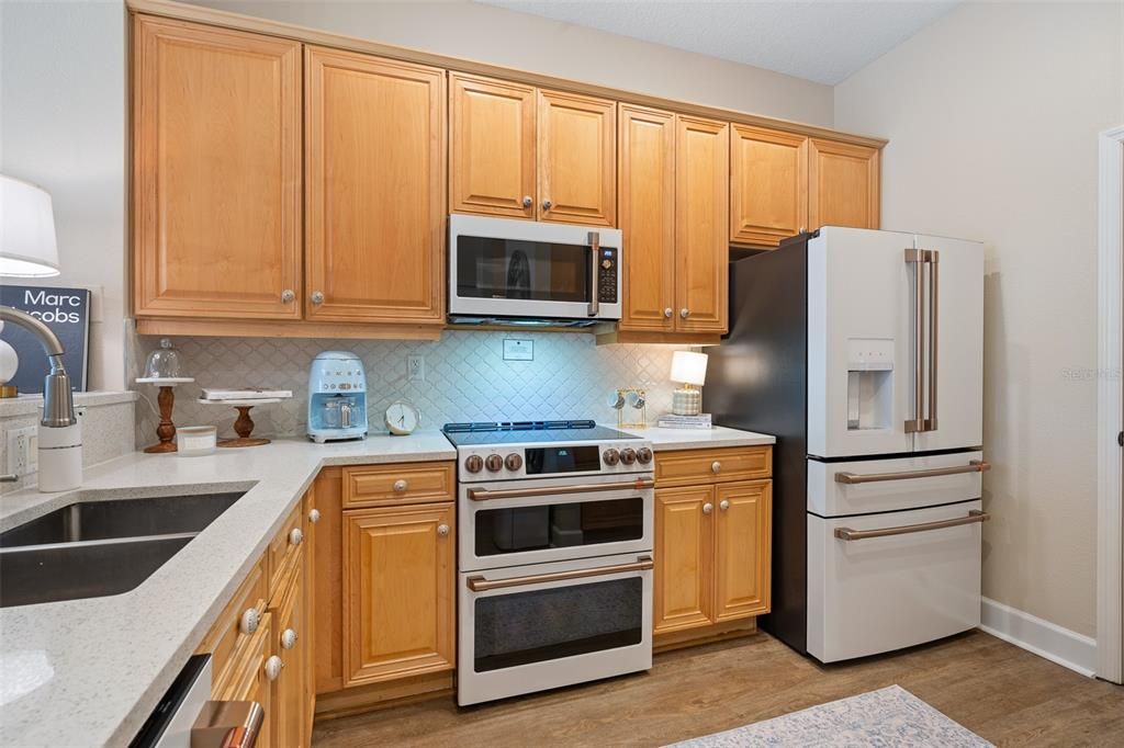 На продажу: $519,000 (3 спален, 2 ванн, 1264 Квадратных фут)