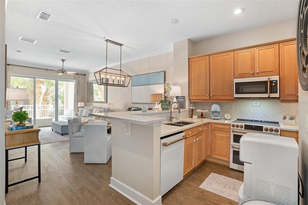 На продажу: $519,000 (3 спален, 2 ванн, 1264 Квадратных фут)