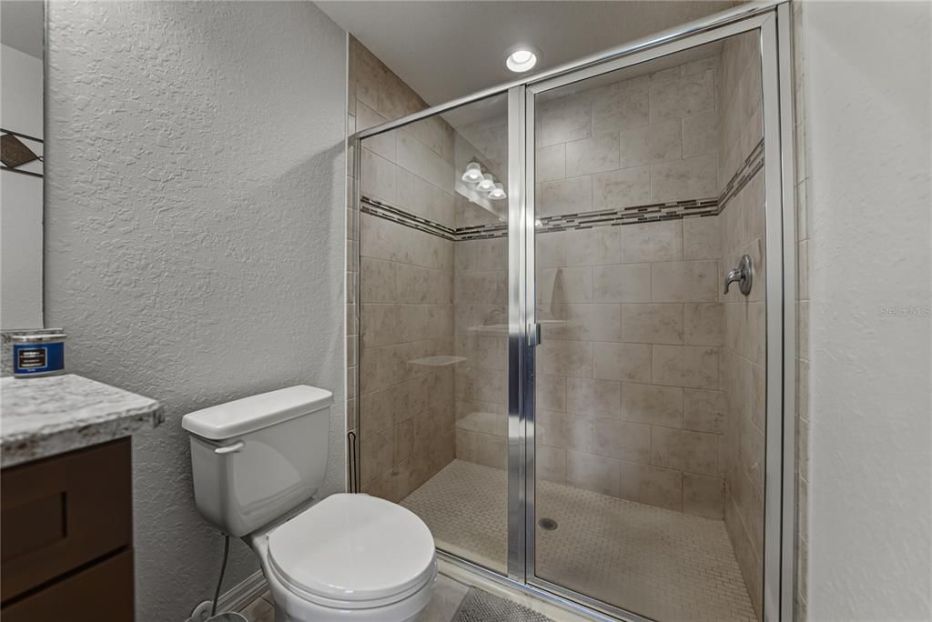 待售: $285,000 (3 贝兹, 2 浴室, 1284 平方英尺)