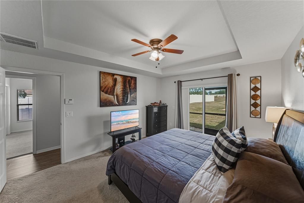 待售: $285,000 (3 贝兹, 2 浴室, 1284 平方英尺)