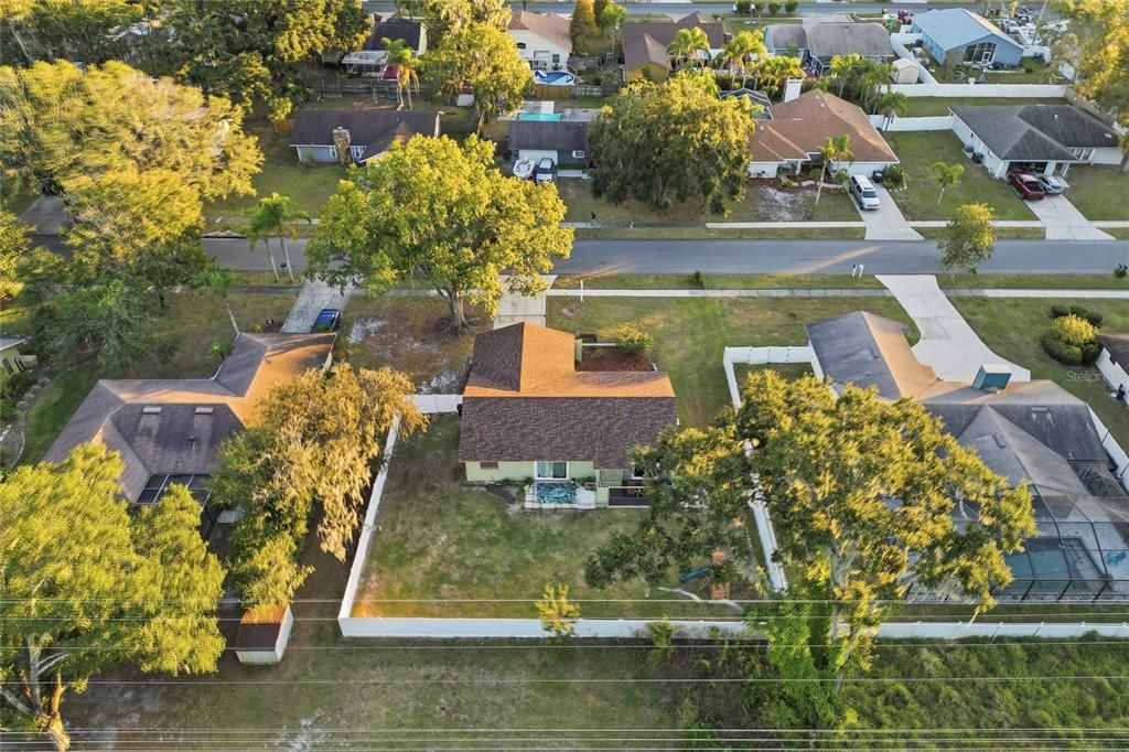 En Venta: $285,000 (3 camas, 2 baños, 1327 Pies cuadrados)