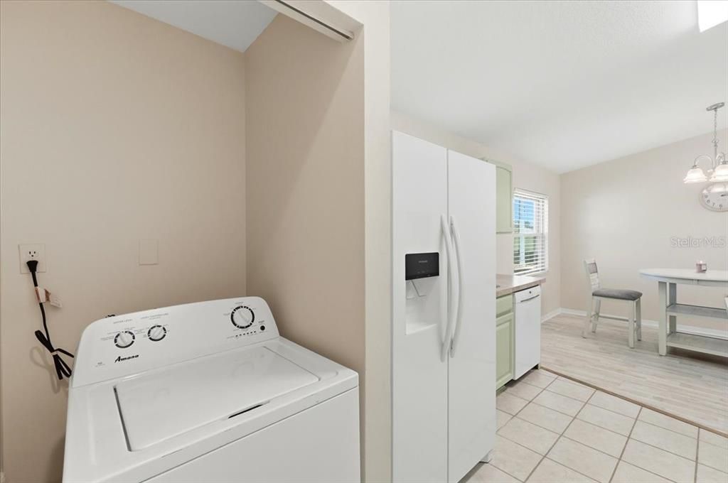 For Sale: $245,000 (2 beds, 2 baths, 1148 Square Feet)