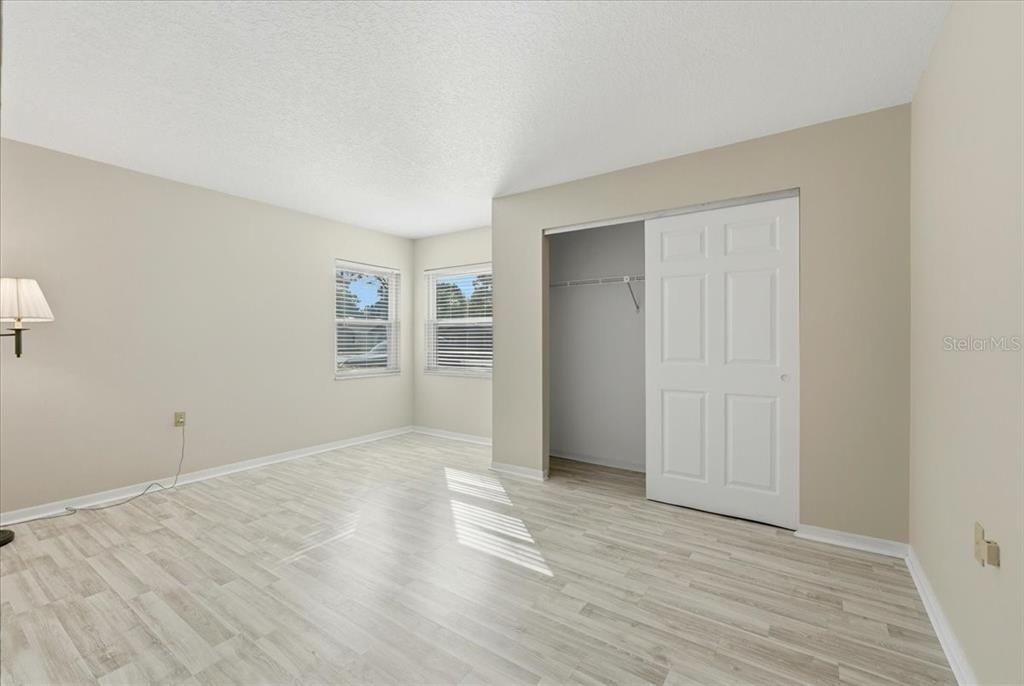 For Sale: $245,000 (2 beds, 2 baths, 1148 Square Feet)