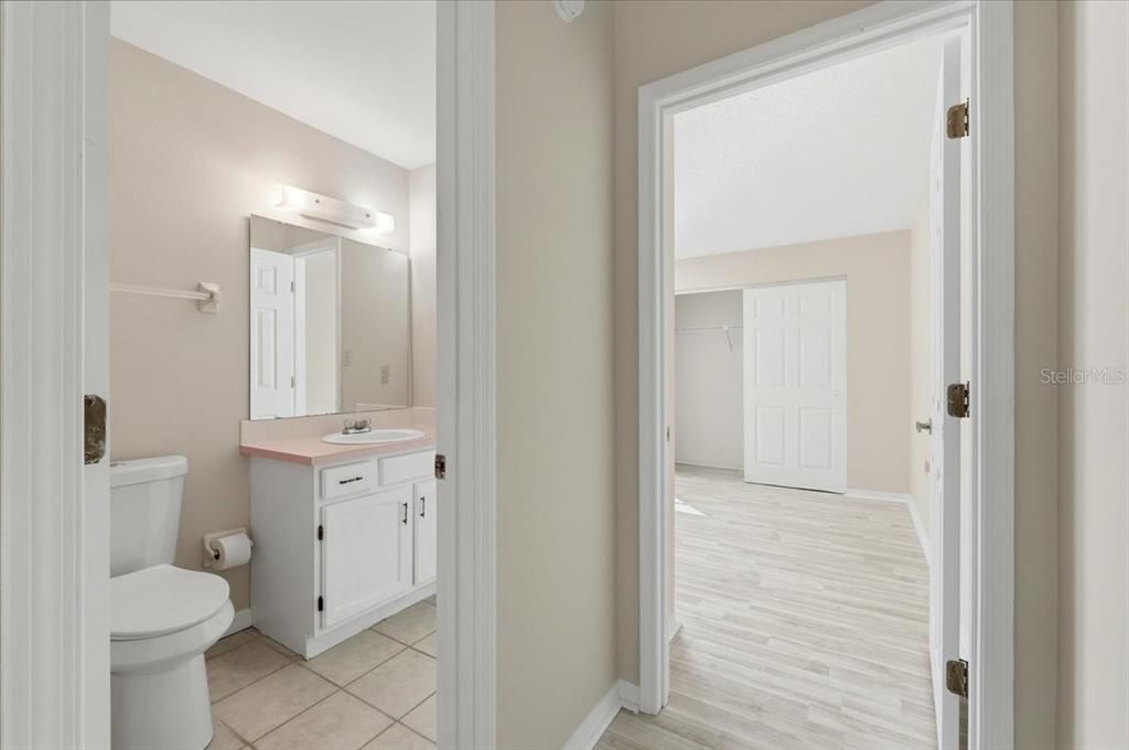 For Sale: $245,000 (2 beds, 2 baths, 1148 Square Feet)