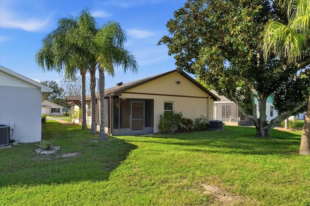 For Sale: $245,000 (2 beds, 2 baths, 1148 Square Feet)