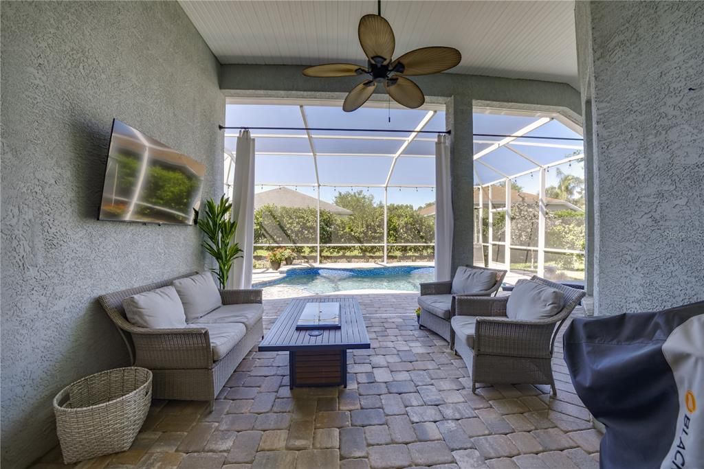 For Rent: $4,300 (4 beds, 2 baths, 2090 Square Feet)