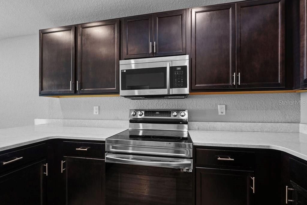 В аренду: $2,000 (3 спален, 2 ванн, 1479 Квадратных фут)