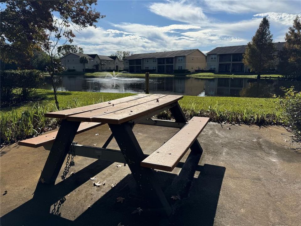 For Rent: $1,395 (2 beds, 2 baths, 905 Square Feet)