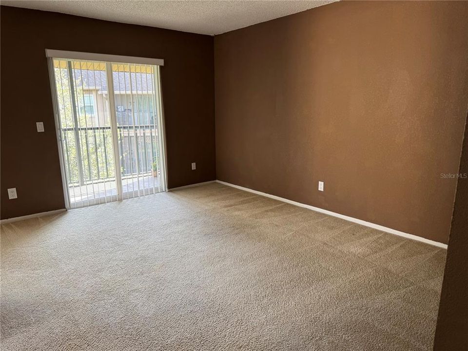 For Rent: $1,395 (2 beds, 2 baths, 905 Square Feet)