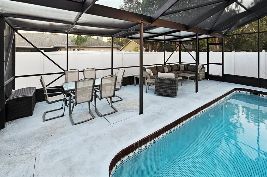 For Sale: $489,900 (4 beds, 3 baths, 1988 Square Feet)