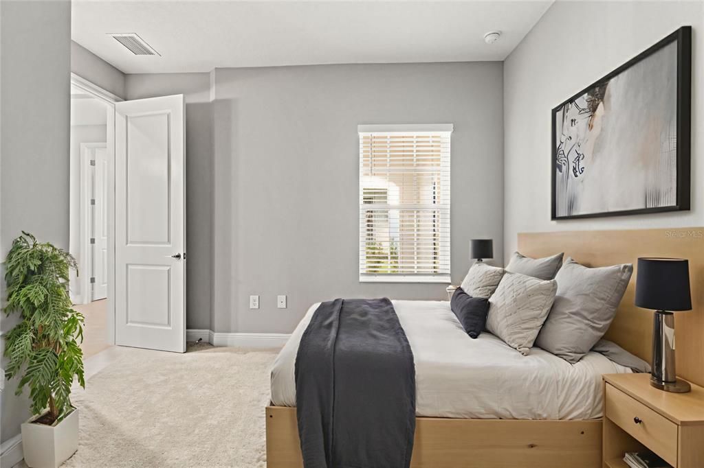 For Sale: $499,000 (2 beds, 2 baths, 1638 Square Feet)