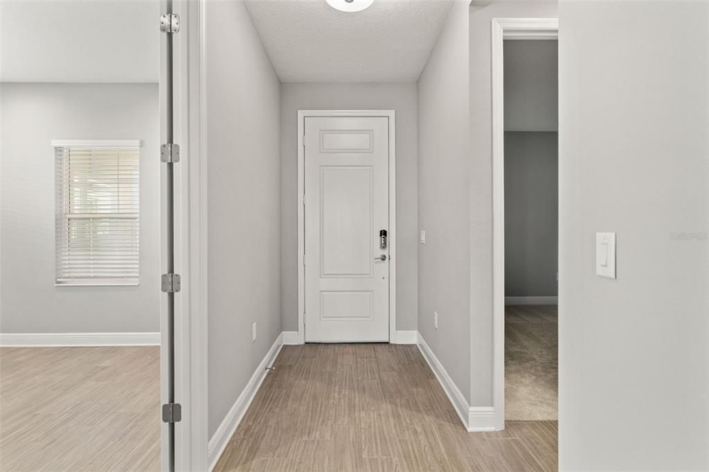 For Sale: $499,000 (2 beds, 2 baths, 1638 Square Feet)