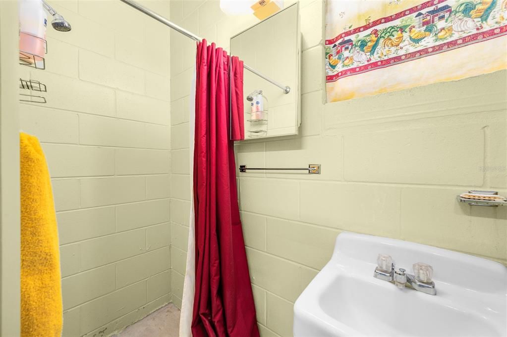 For Sale: $749,000 (3 beds, 2 baths, 2259 Square Feet)