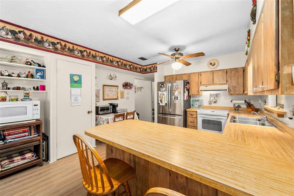 For Sale: $749,000 (3 beds, 2 baths, 2259 Square Feet)