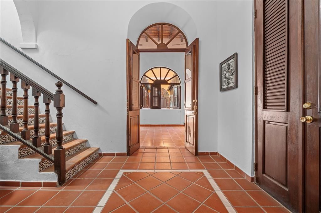 For Rent: $3,000 (2 beds, 2 baths, 1431 Square Feet)