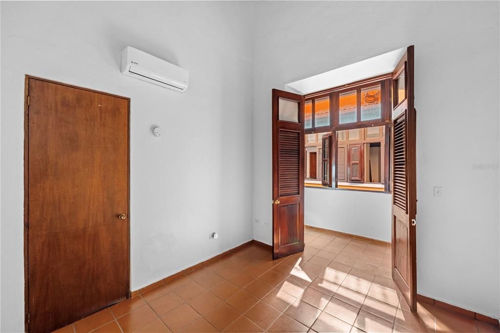 For Rent: $3,000 (2 beds, 2 baths, 1431 Square Feet)