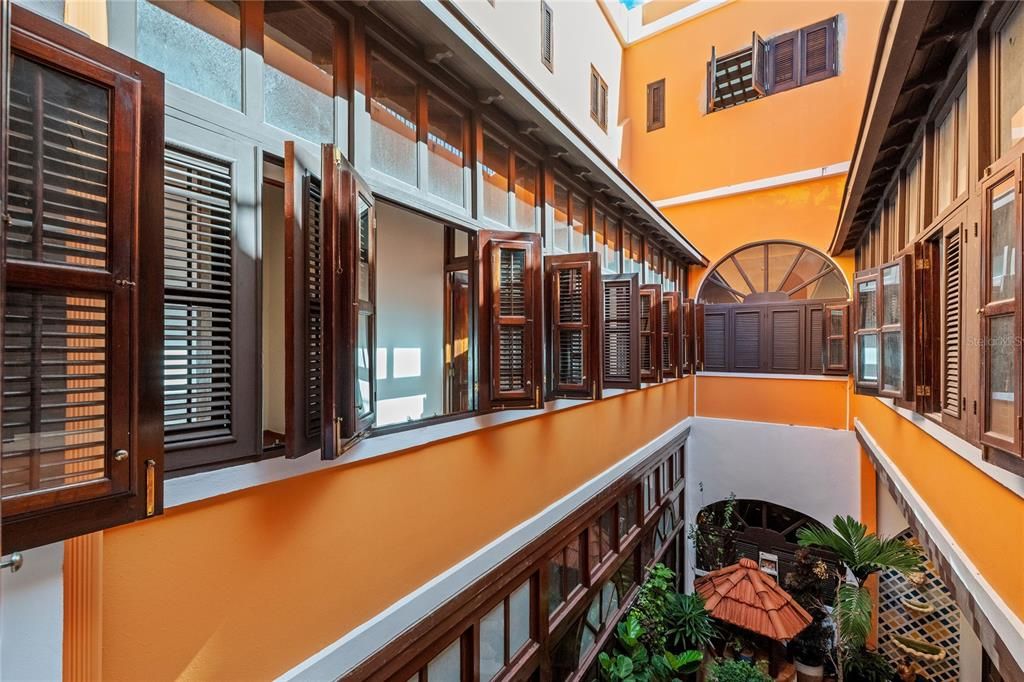 For Rent: $3,000 (2 beds, 2 baths, 1431 Square Feet)