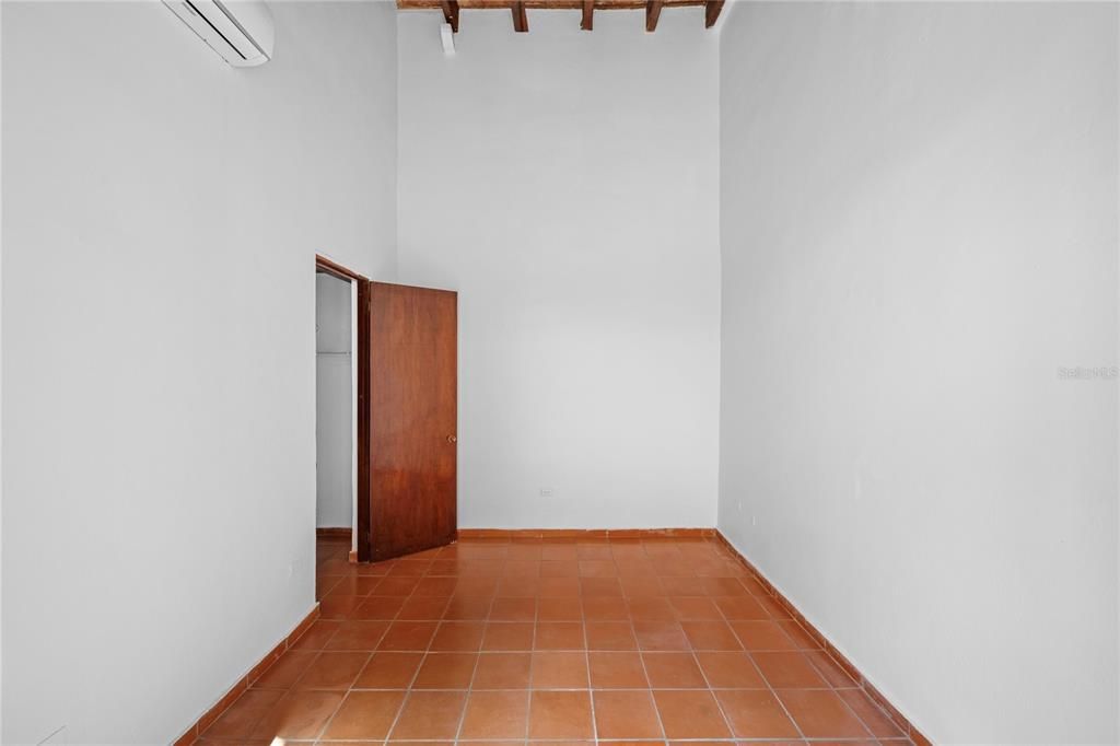 For Rent: $3,000 (2 beds, 2 baths, 1431 Square Feet)