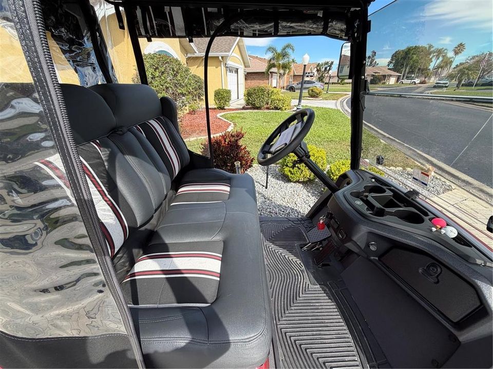 待售: $255,000 (2 贝兹, 2 浴室, 1813 平方英尺)