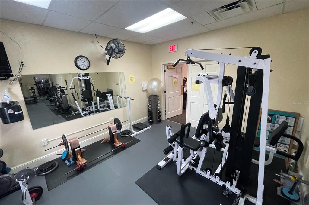 待售: $255,000 (2 贝兹, 2 浴室, 1813 平方英尺)