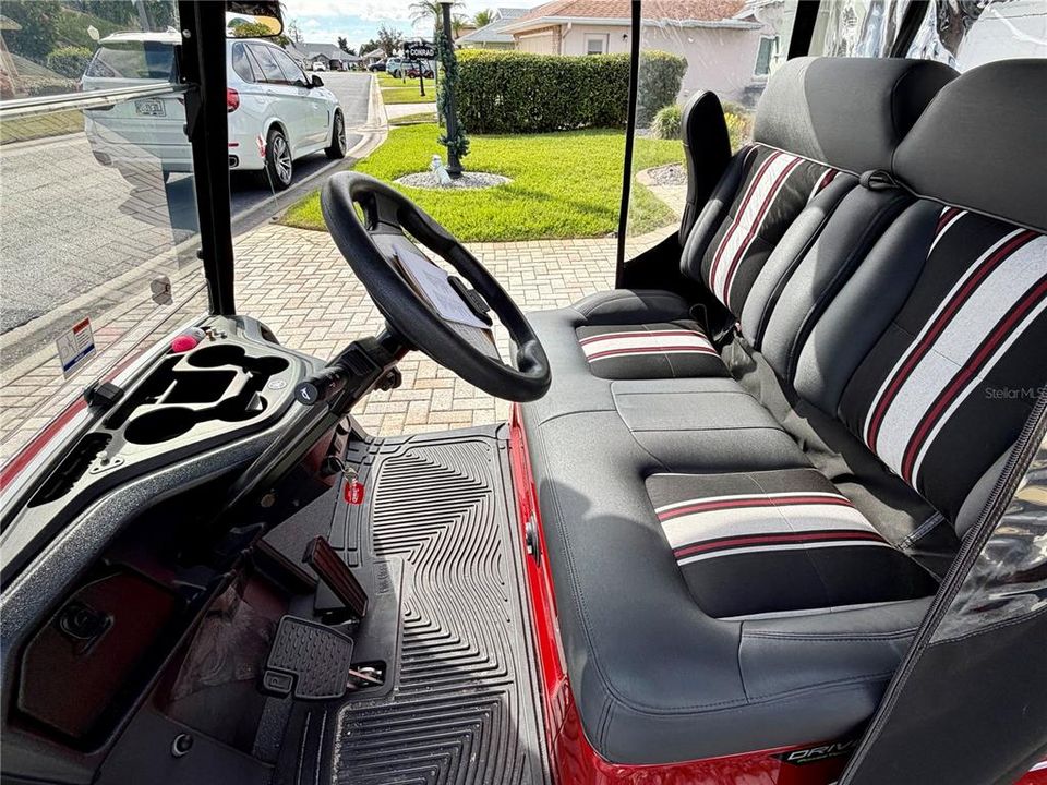 待售: $255,000 (2 贝兹, 2 浴室, 1813 平方英尺)