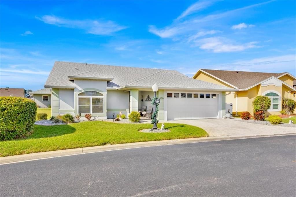 待售: $255,000 (2 贝兹, 2 浴室, 1813 平方英尺)