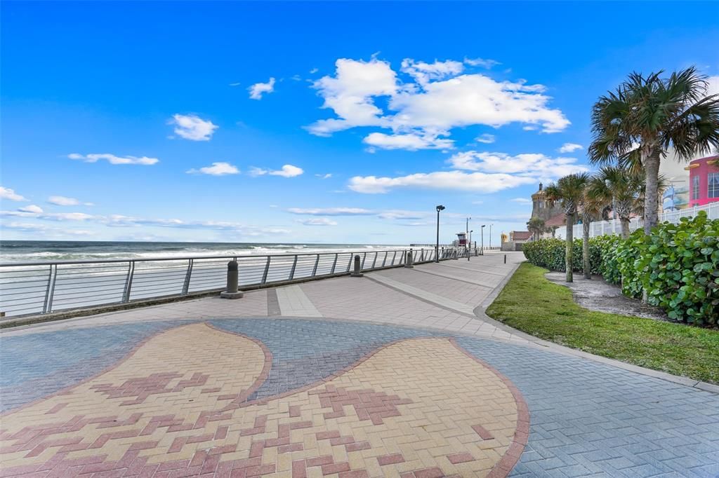 En Venta: $549,000 (2 camas, 2 baños, 1494 Pies cuadrados)