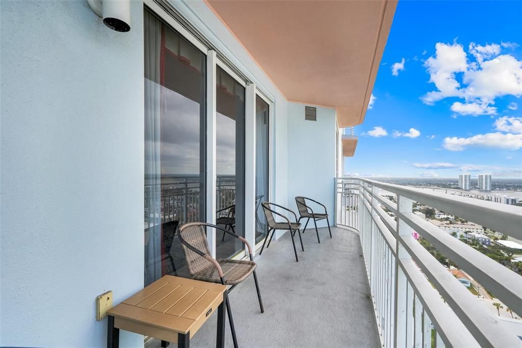 En Venta: $549,000 (2 camas, 2 baños, 1494 Pies cuadrados)