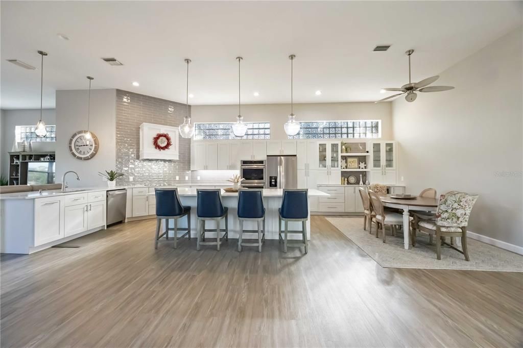 For Sale: $865,000 (3 beds, 2 baths, 2766 Square Feet)