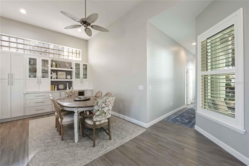 For Sale: $865,000 (3 beds, 2 baths, 2766 Square Feet)