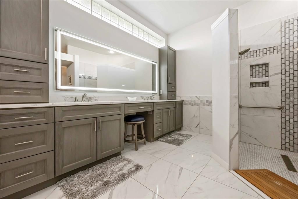 For Sale: $865,000 (3 beds, 2 baths, 2766 Square Feet)