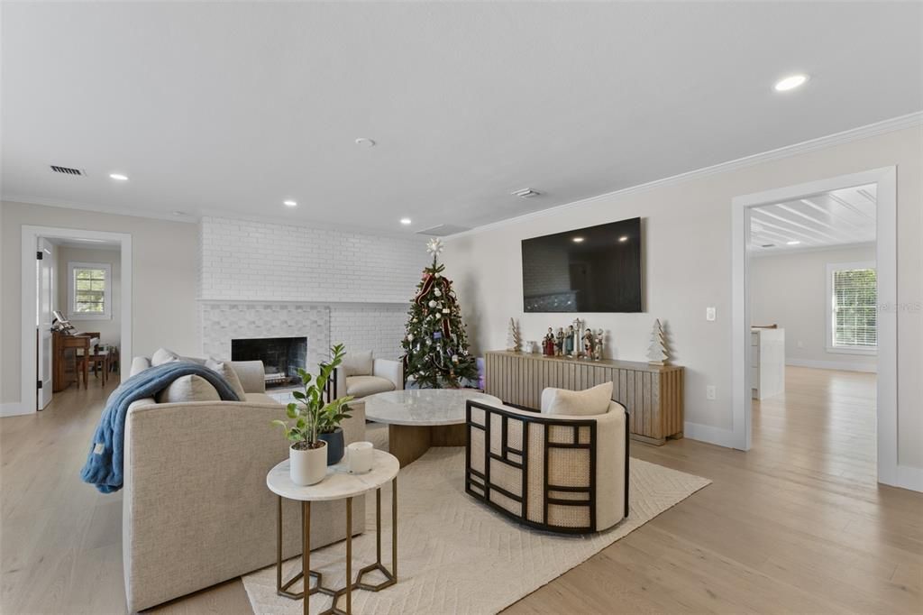 For Sale: $1,399,000 (4 beds, 3 baths, 2698 Square Feet)